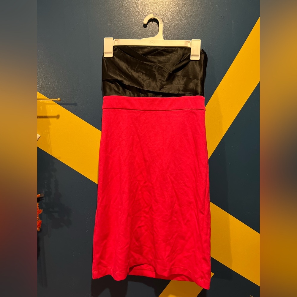 BCBGMaxAzria Black & Hot Coral Strapless Mini Dress NWOT